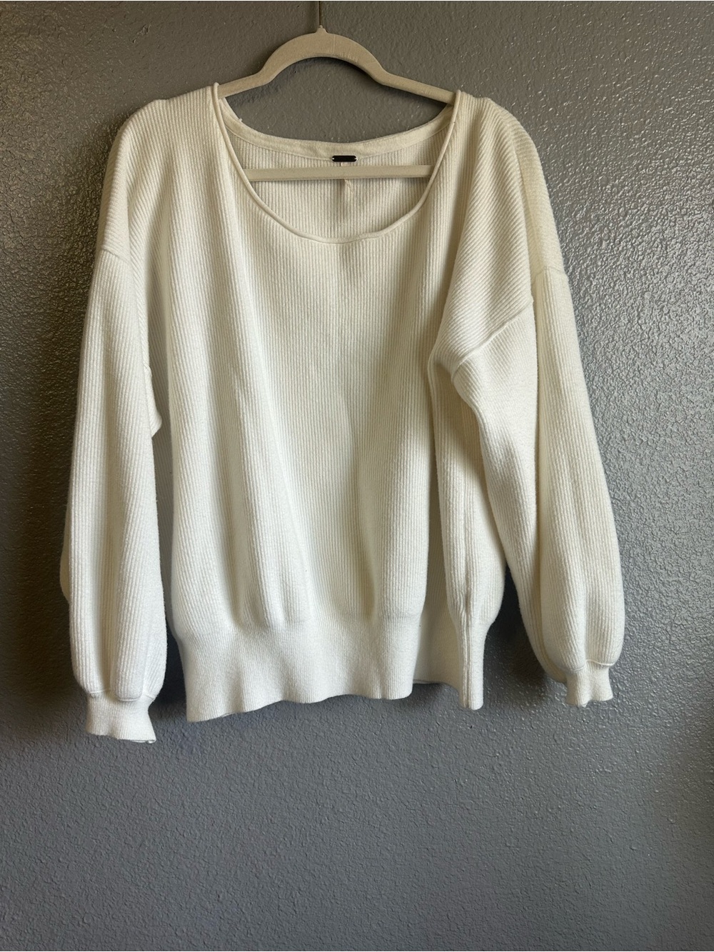 Free peopleWomen's Cream Ribbed Scoop Neck Sweater oversized